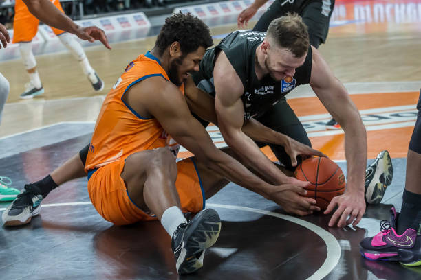 球队间的直 球队间的直