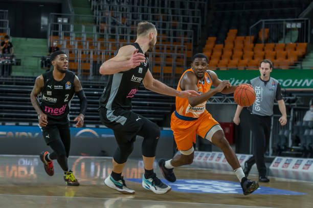 巴萨年轻球 巴萨年轻球