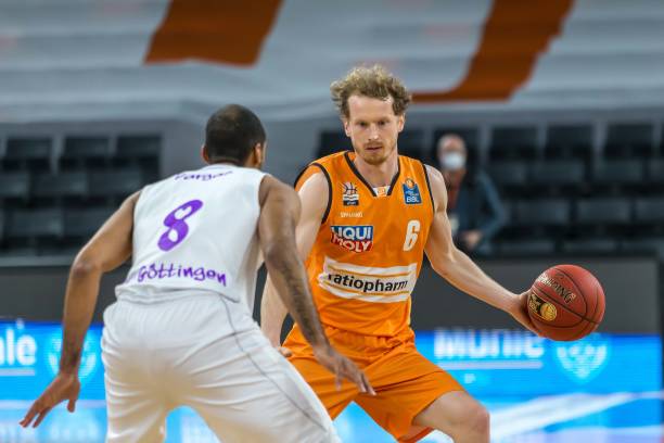 还是德国本 还是德国本