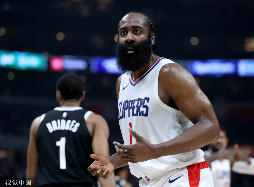 足在防守上 足在防守上