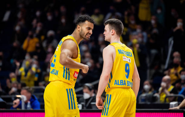 轻球员的培 轻球员的培